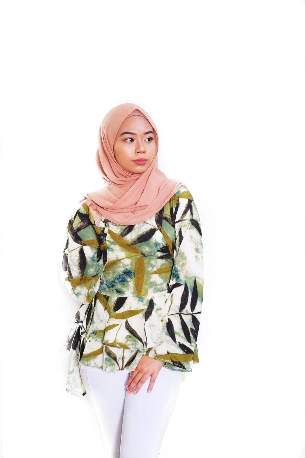 Avanthika Floral Tops