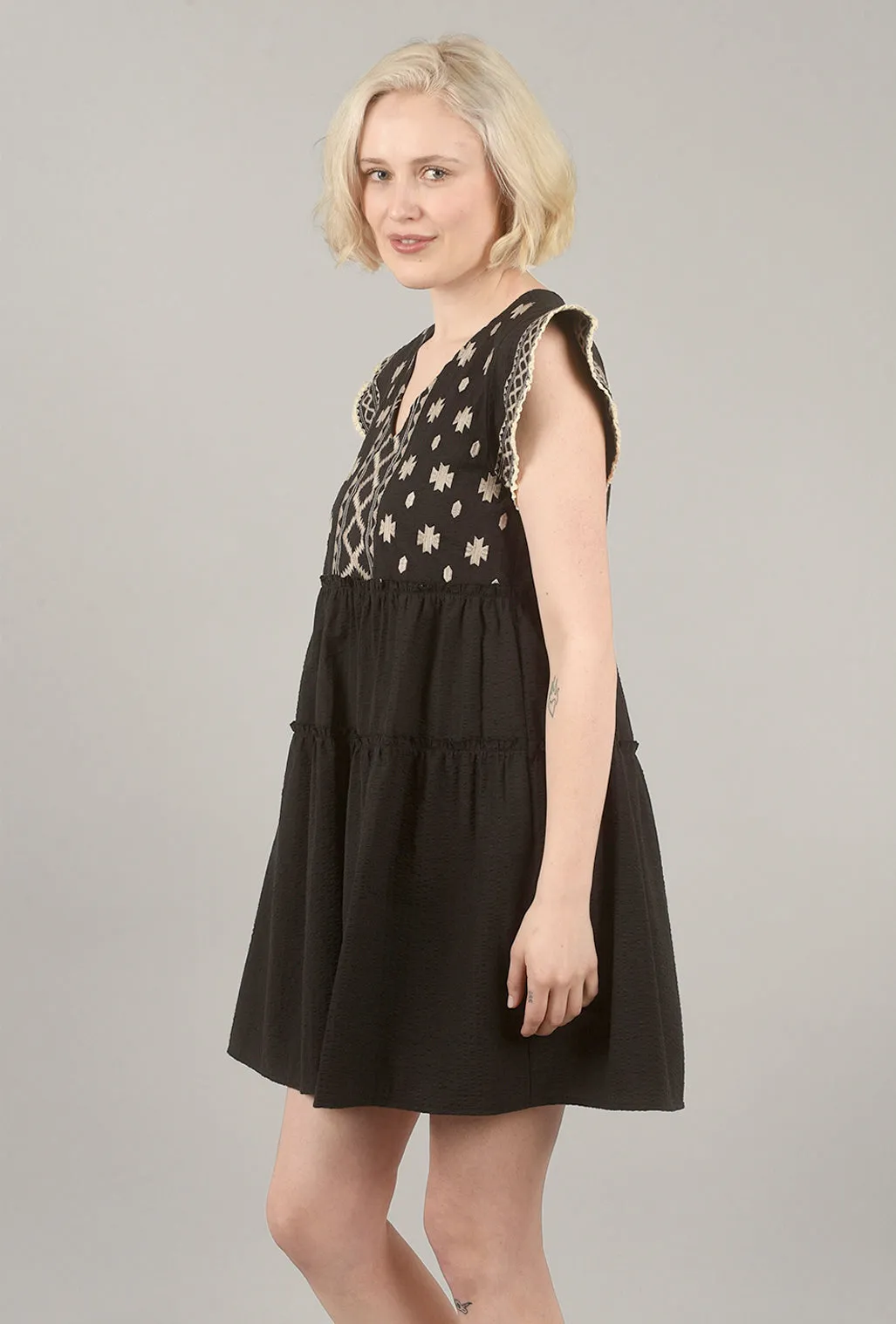 Embroidered-Bib Tiered Dress, Black