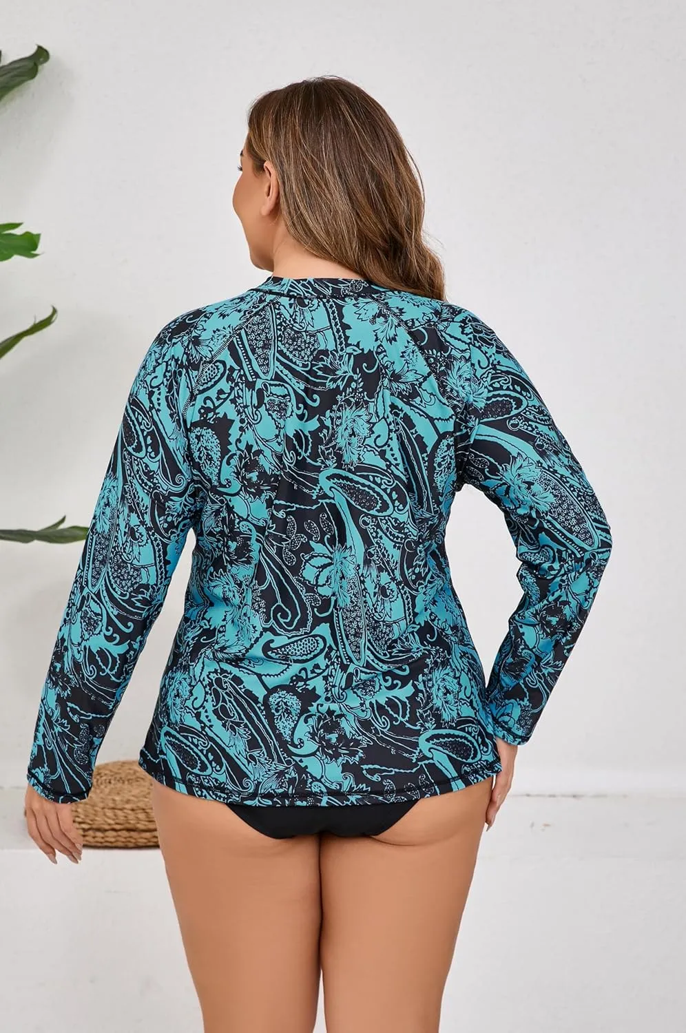 Halcurt Womens Plus Size Long Sleeve Rash Guard Swim Top with Built in Bra Loose Fit UPF50  Sun Protection Swimsuit