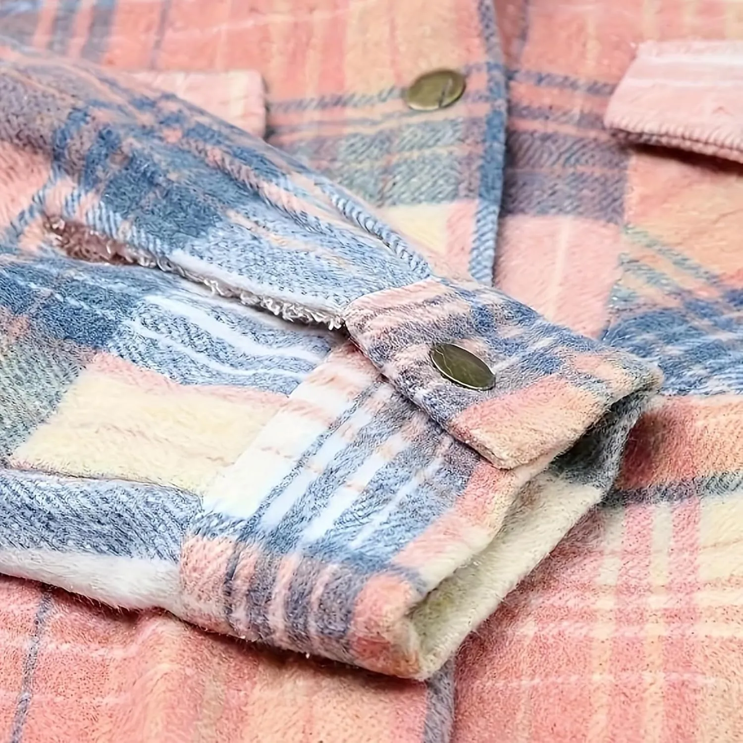 Womens Plaid Shacket Jacket Fuzzy Fleece Lined Coats Casual Long Sleeve Button Down Hooded Jackets Fall Winter Outfits