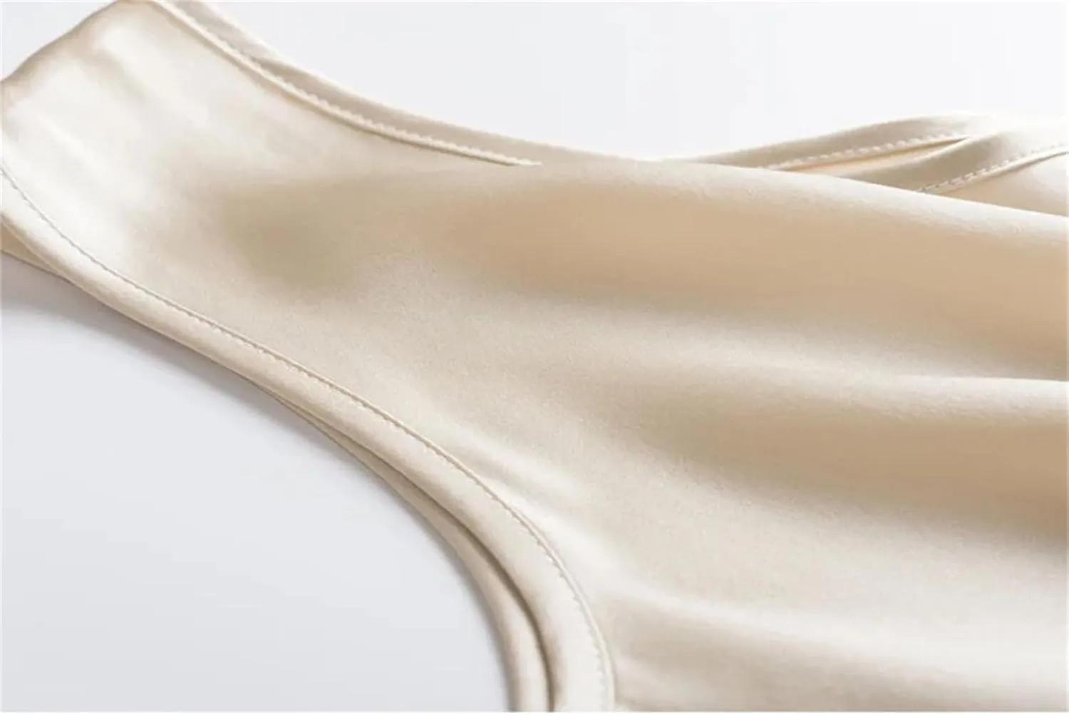 Women's Silk Satin Camisole Tops for Women Trendy Casual Sleeveless Blouses Tank Tops Shirt